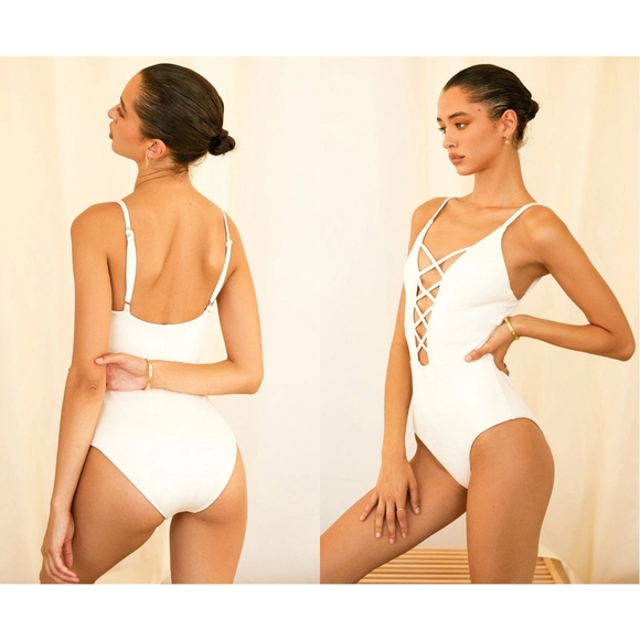 Dippin Daisys Bliss One Piece Swimsuit Criss Cross Size Small White Dove - Picture 2 of 16